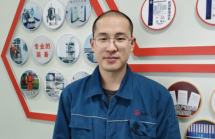 2022年度尊龙凯时医药优异科技斗争者——肖  兵